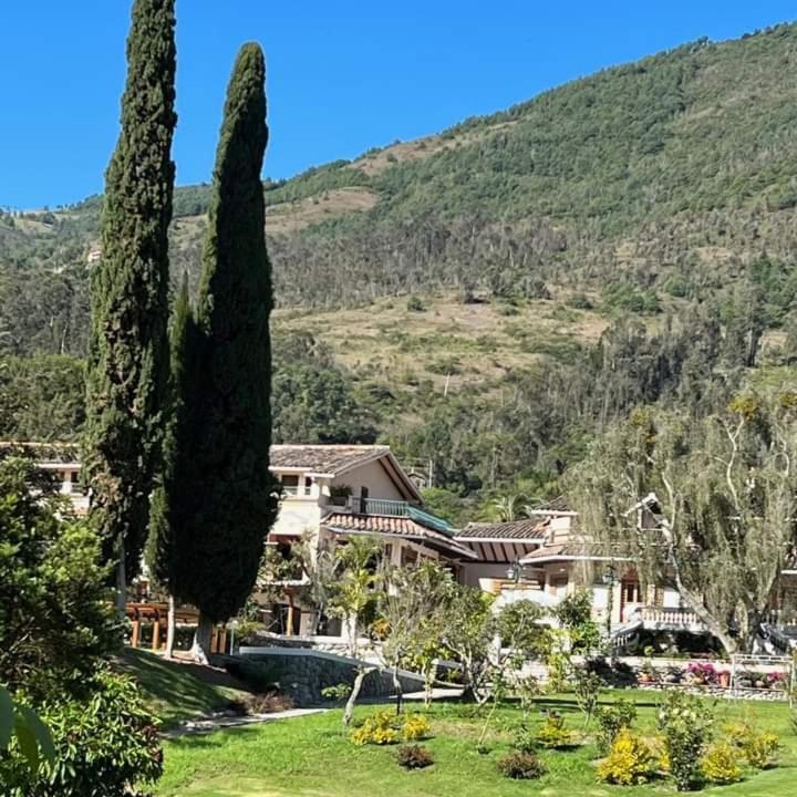 Uzhupud Garden Hotel & Lodge Paute Buitenkant foto